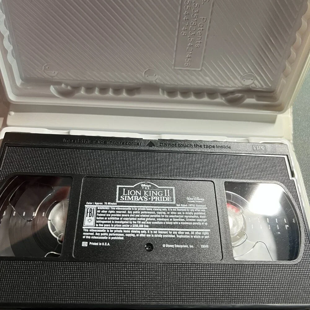 Disney VHS Lion King II: Simba’s Pride (1998) 8804-1First Pressing
